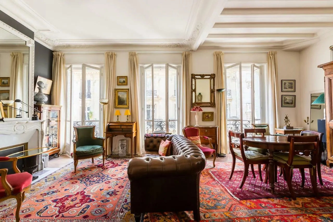Veeve - Moments From Monet Apartment